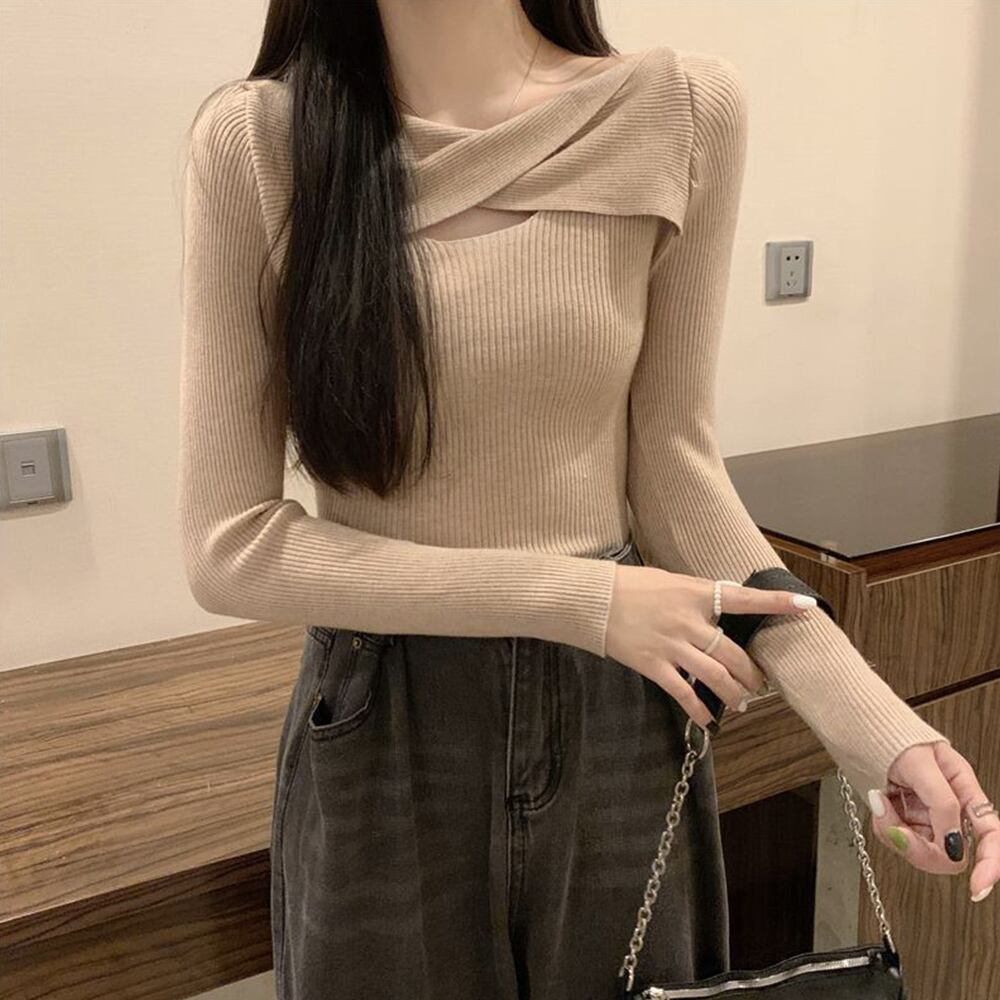 ダークベージュ