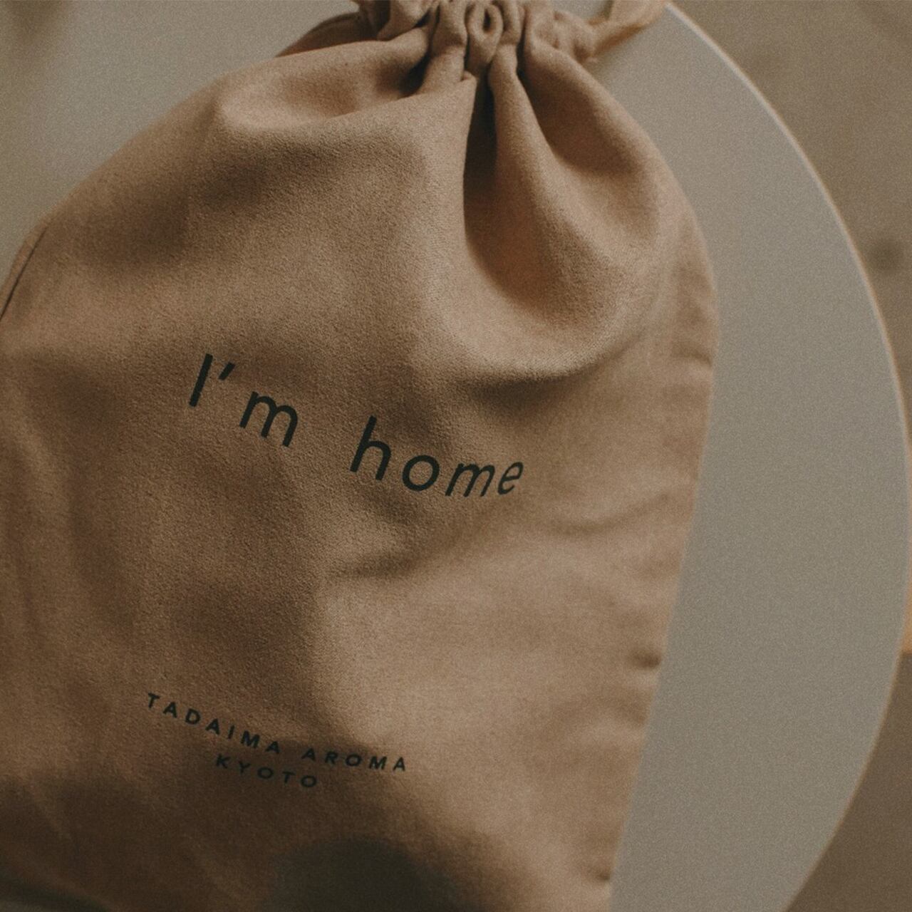 画像のように、ポーチ内に商品をセットした状態でお届けいたします。