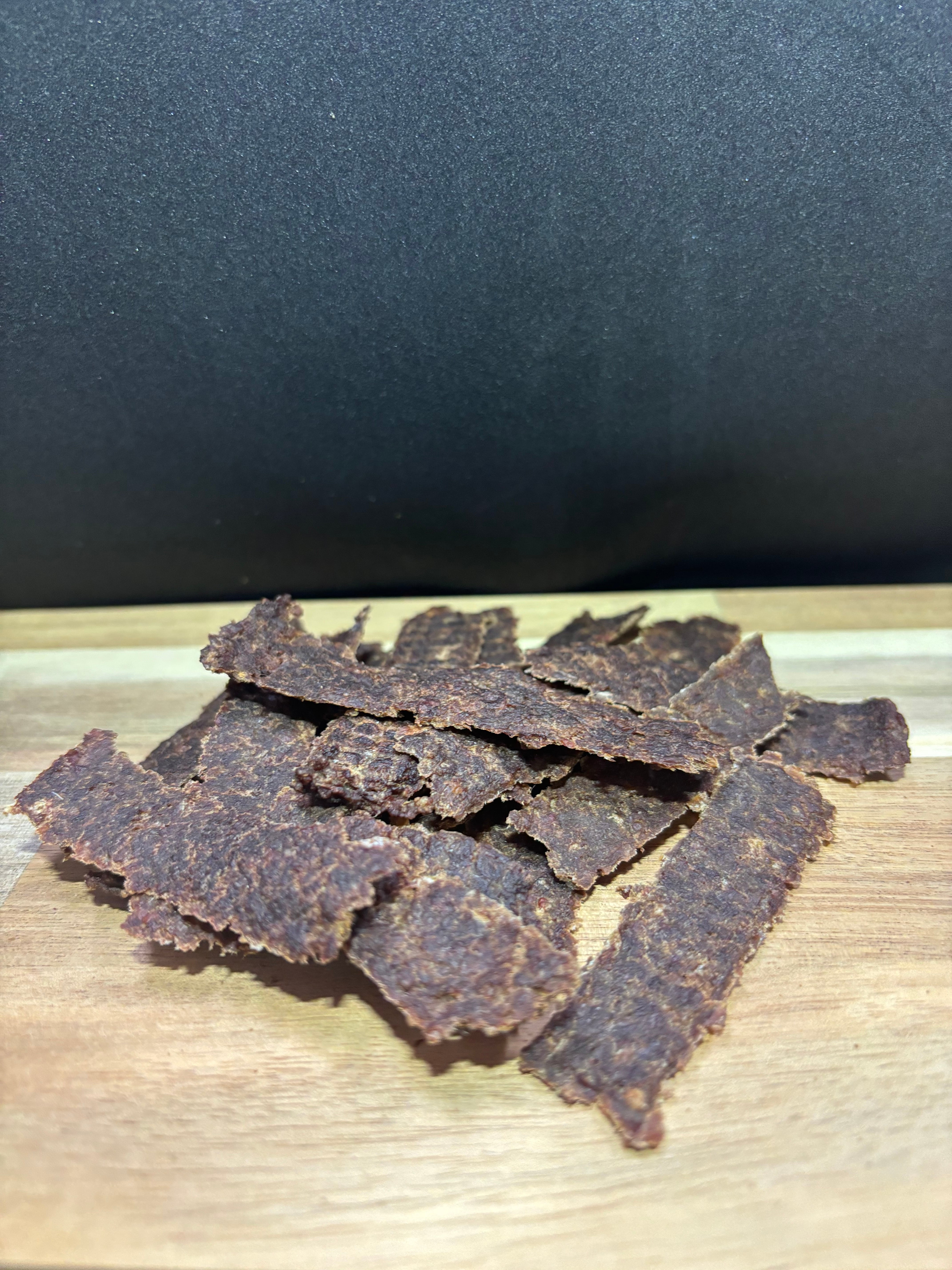 与えやすさを追求した超薄型ジャーキーです。