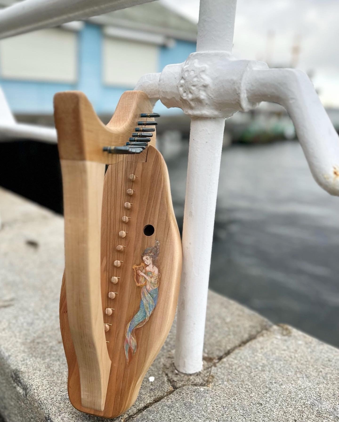 人魚のハープ」12弦桂製金属弦ハープ (op.282) | 「シナモン」小さな