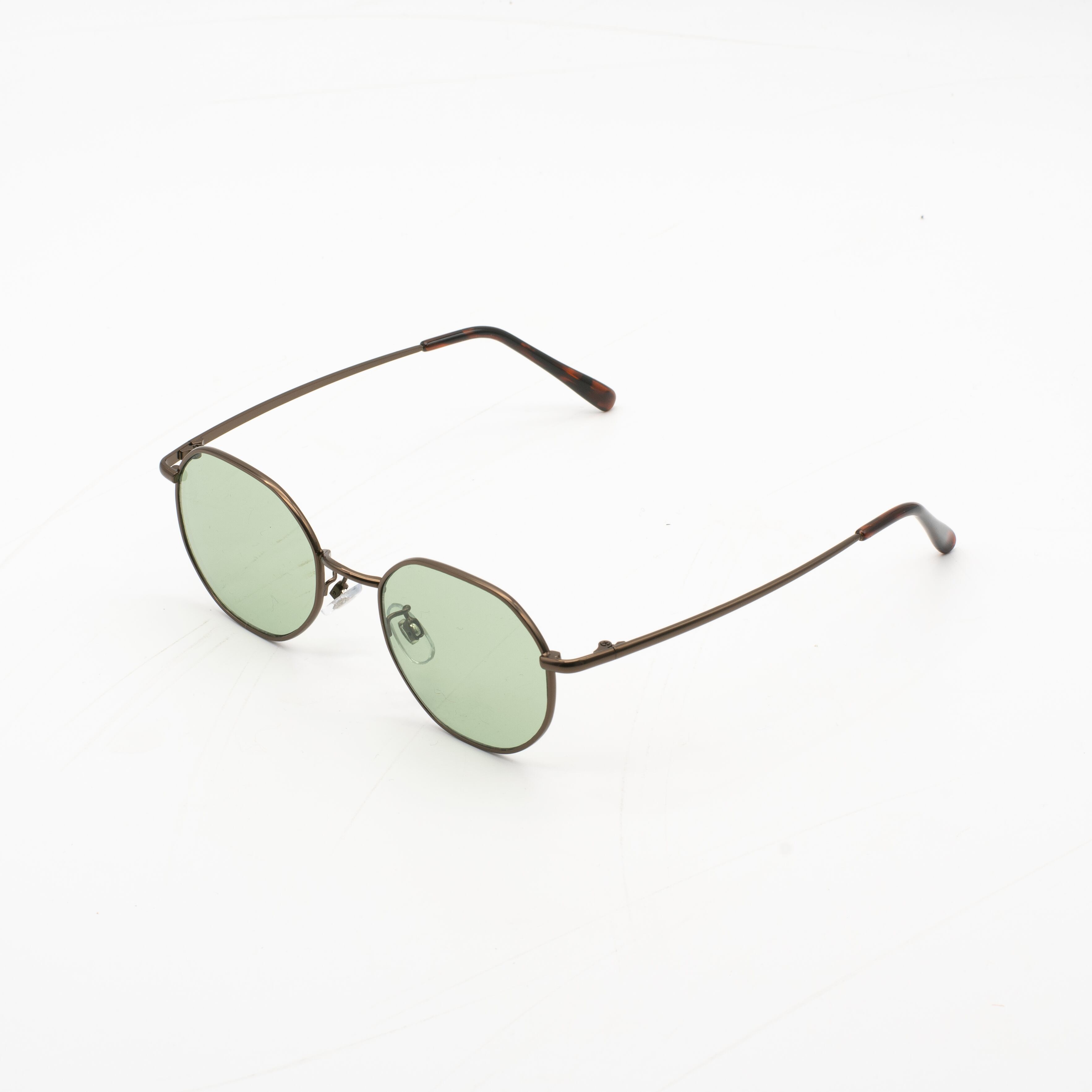 ブラウン×グリーンレンズ