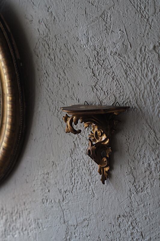 イタリア ゴールドギルド小棚-antique wall shelf