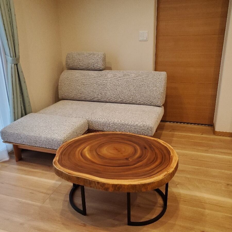 《納品事例》   モンキーポッド輪切り　一枚板