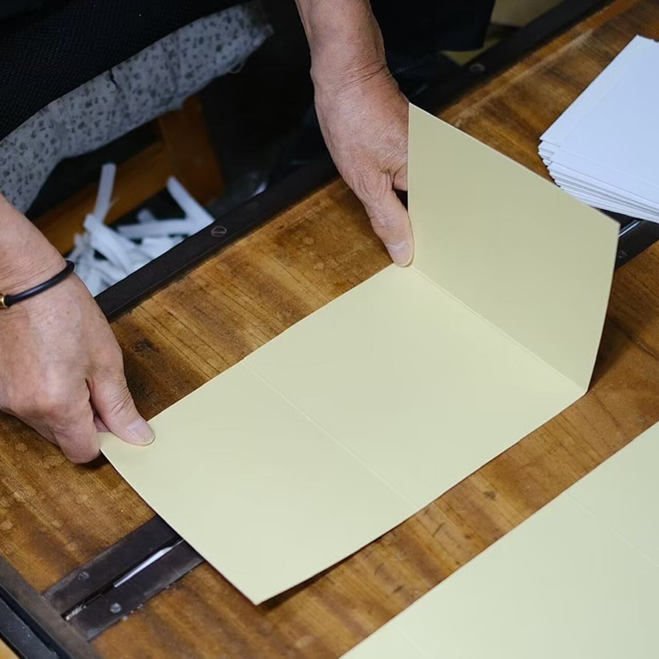 貼り箱の製造風景