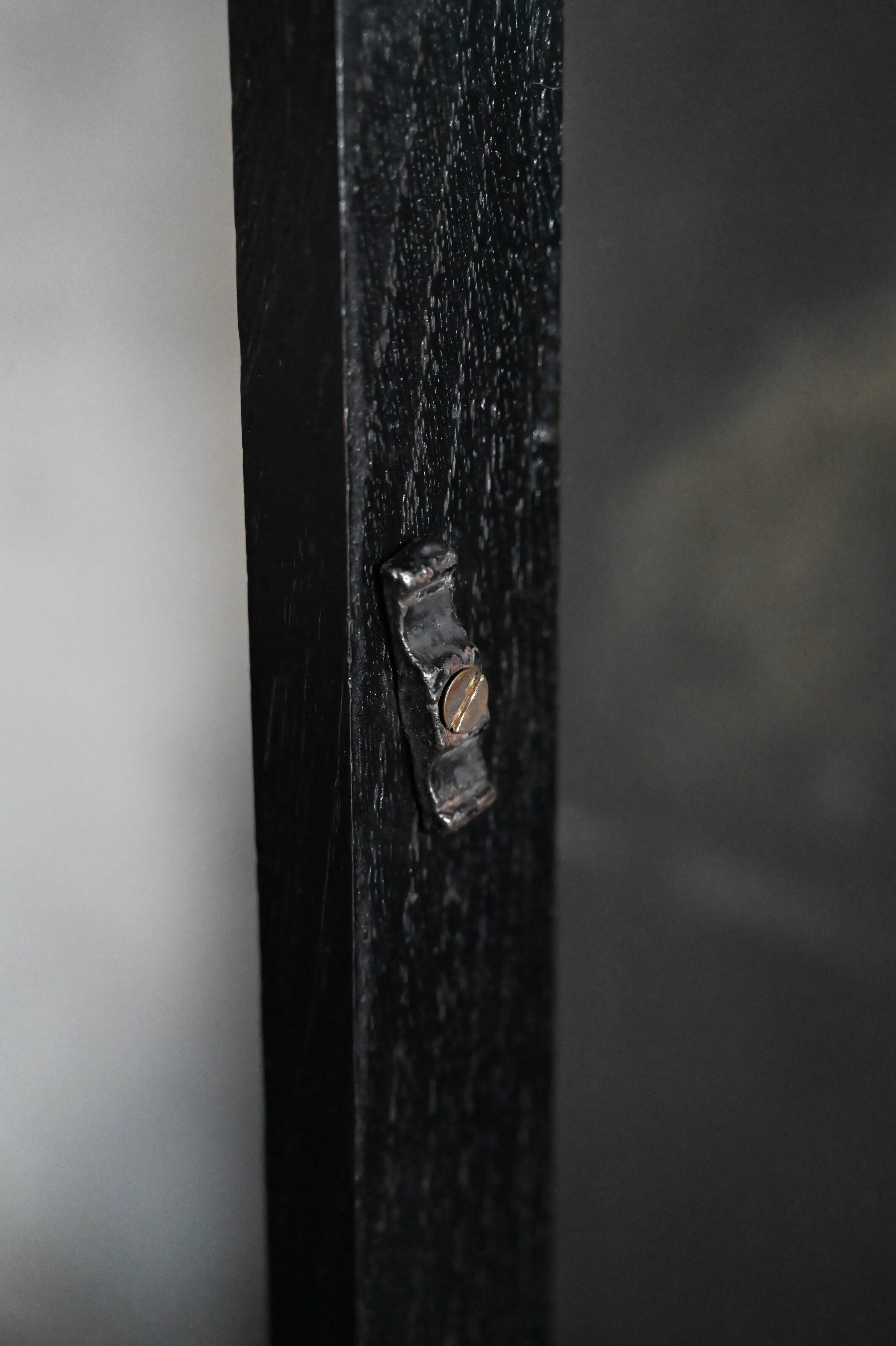 下段左側の扉内側に付けられたロック