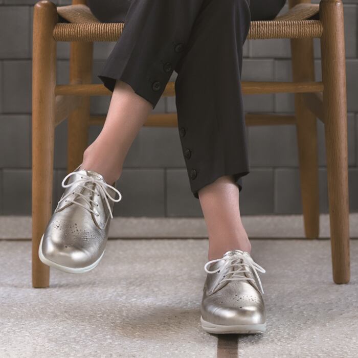 （新品）Finn Comfort KAGURAZAKA スニーカー フィンコンフォート finn comfort フィナミック KAGURAZAKA