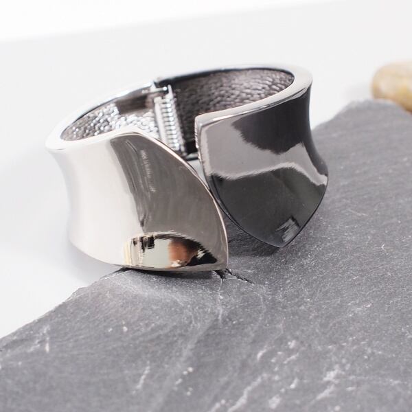 シルバー＆ブラック