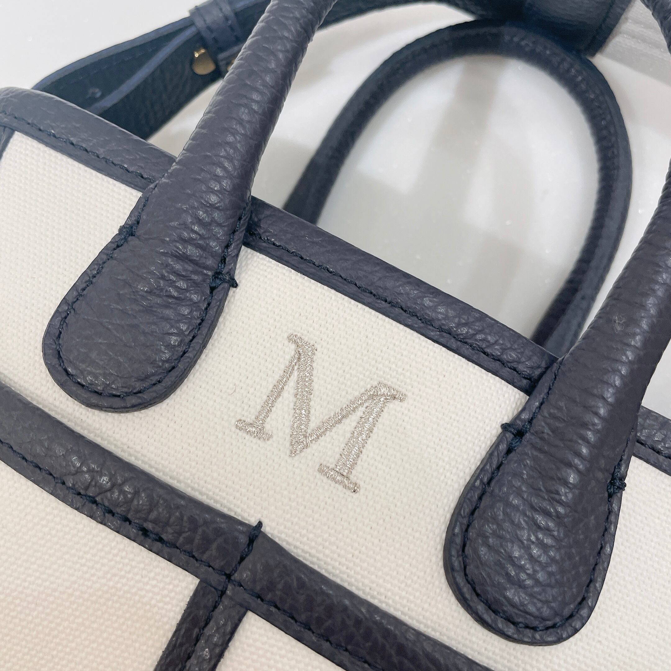 WHT×NVY シルバー