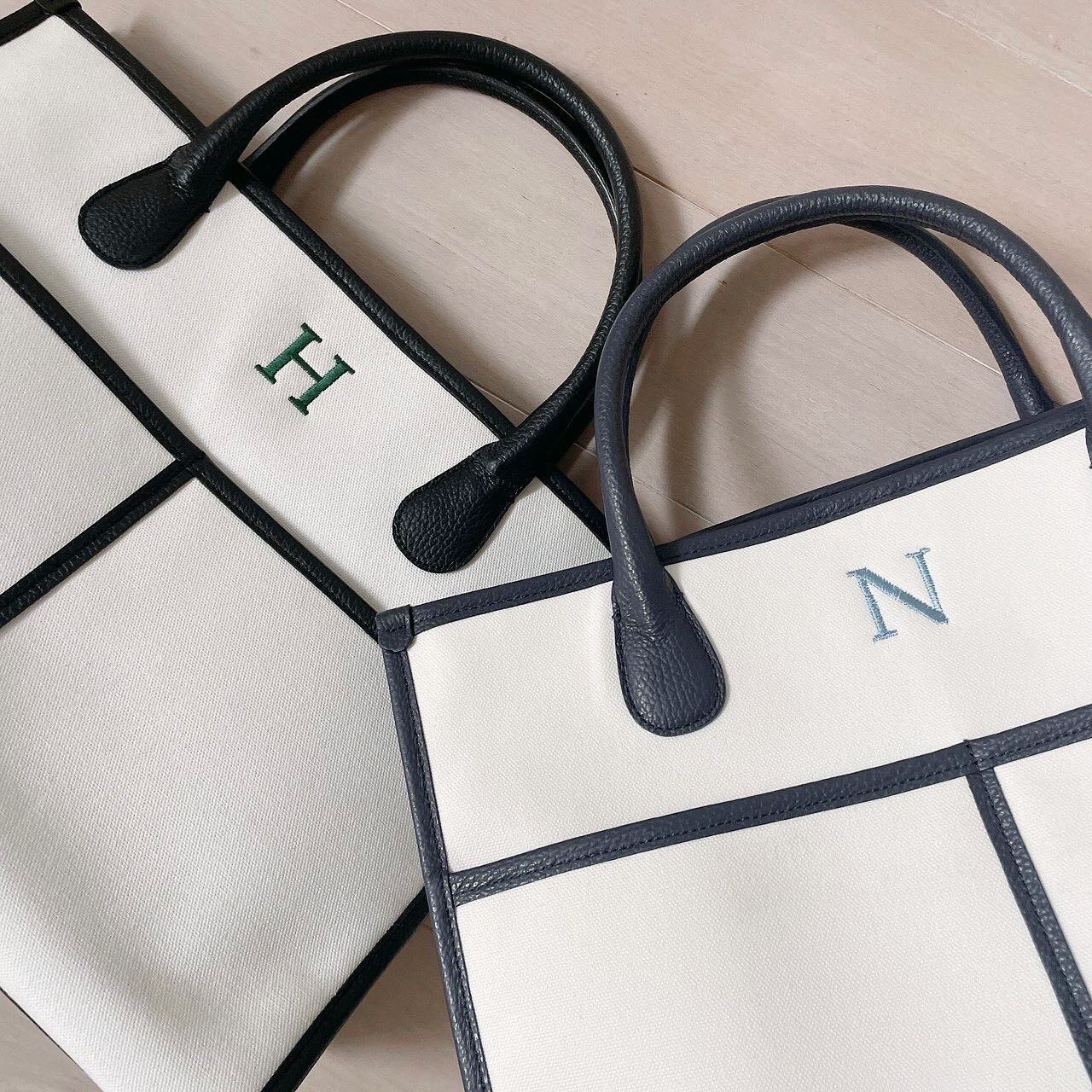 左:WHT×BLK 右:WHT×NVY