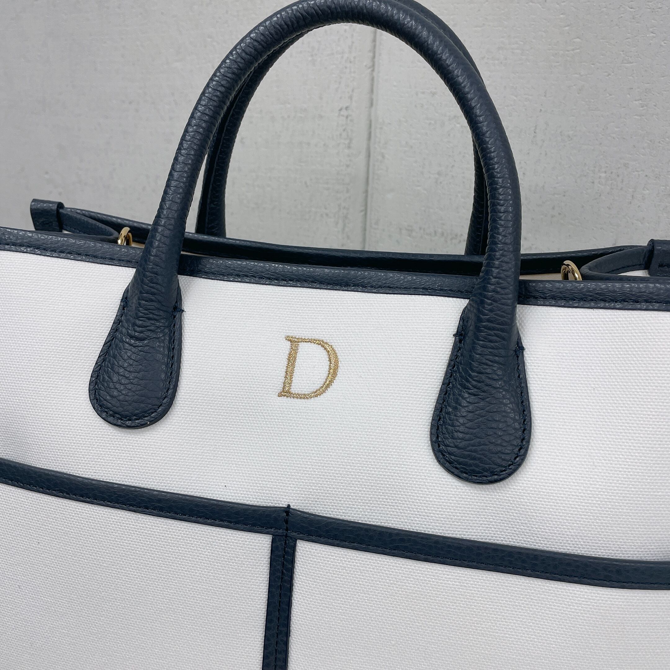 【WHT×NVY】ゴールド