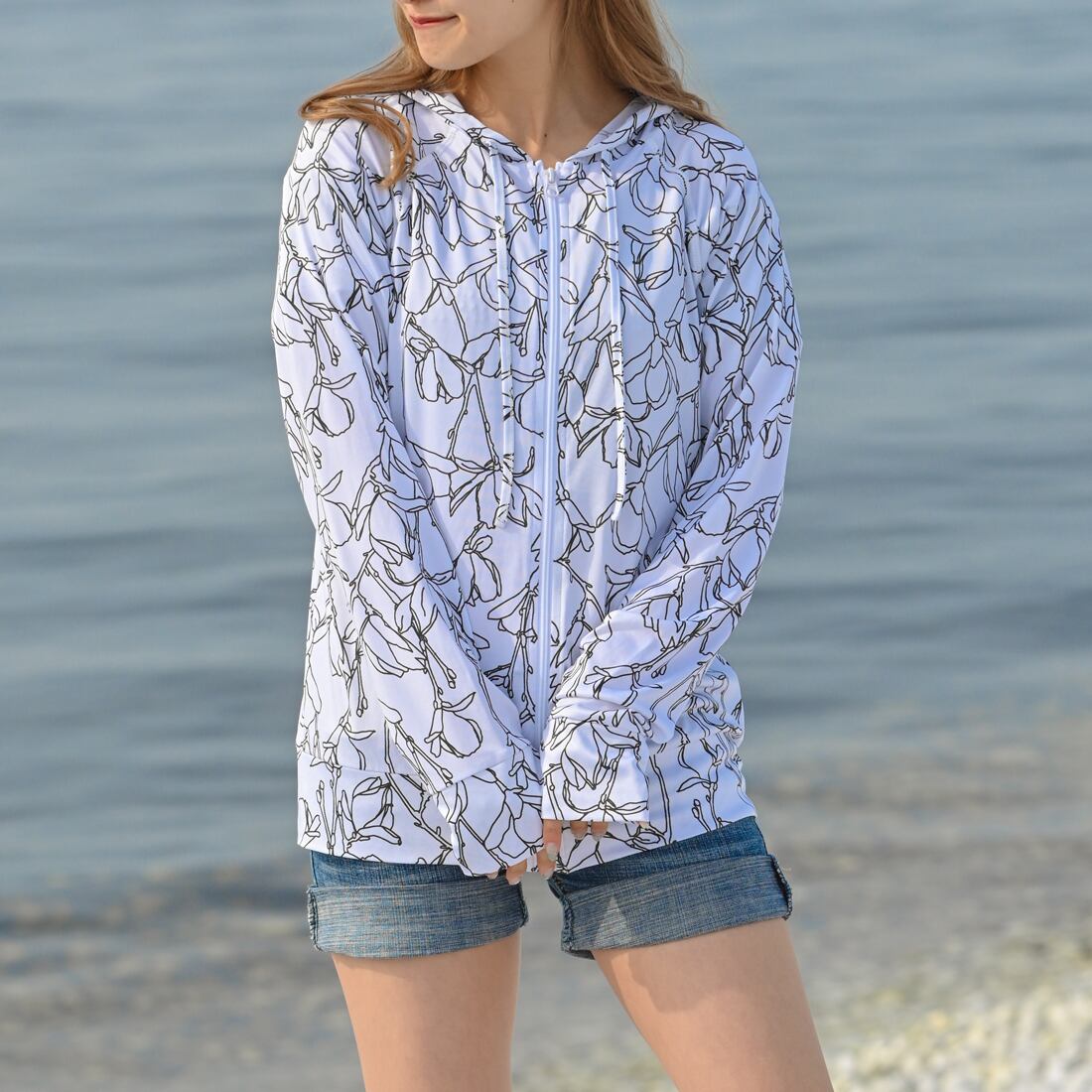 フラワーホワイト