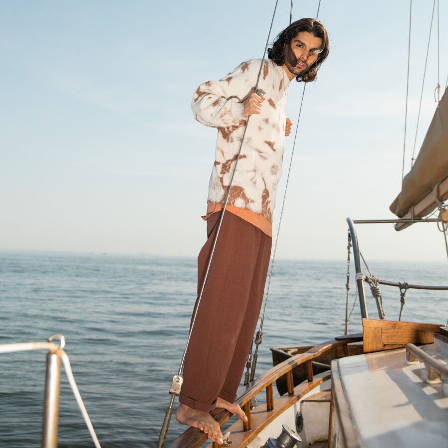 183cm FREEサイズ着用