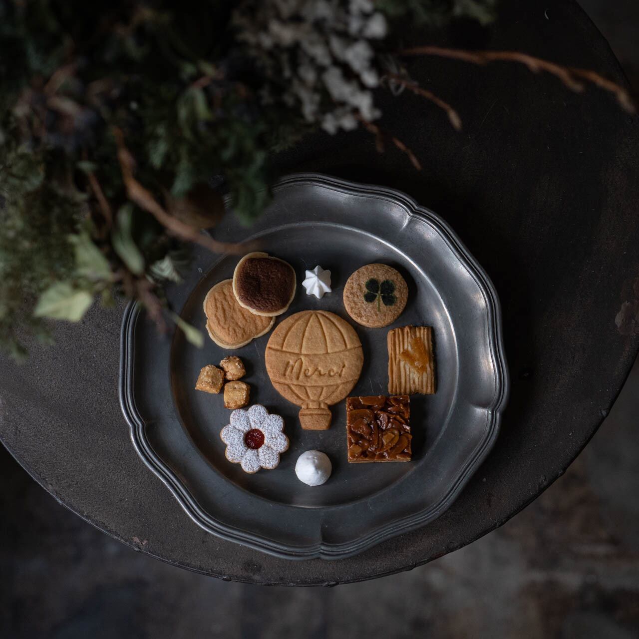 パティシエがひとつひとつ丁寧に仕上げています。