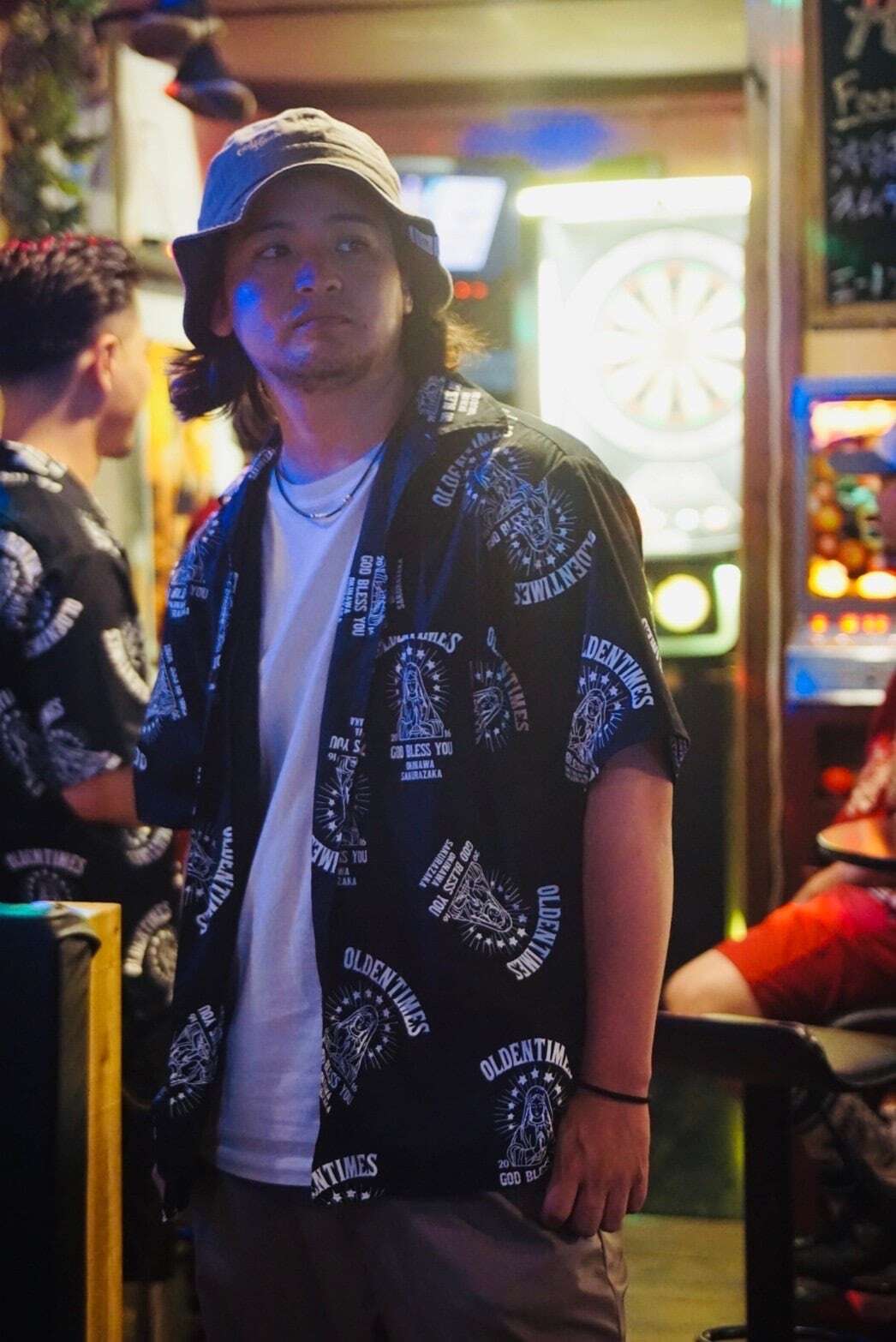 BLACK:170cmXLサイズ着用