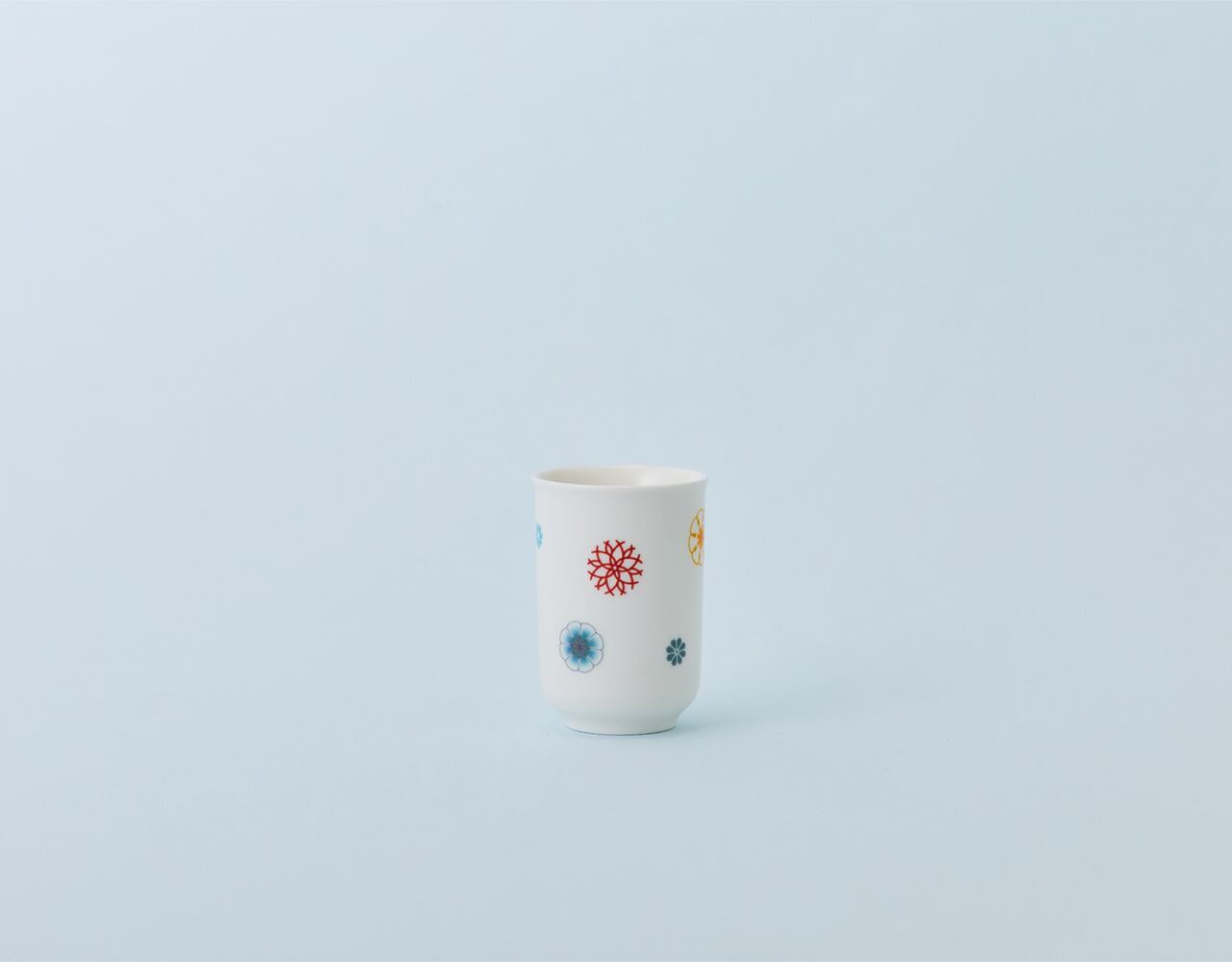 手まり柄　聞香杯　¥770