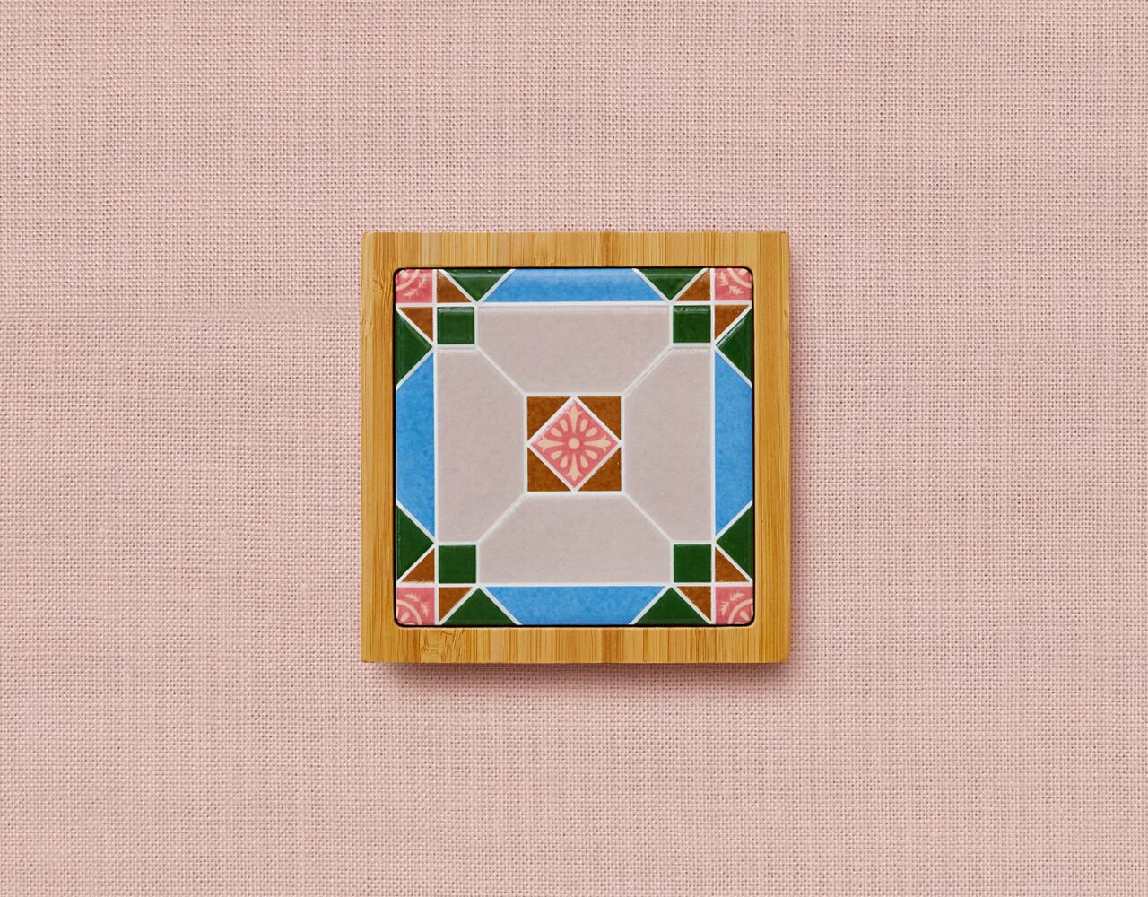 台湾マジョリカタイル「玉蘭貞潔」枠つき￥3,240