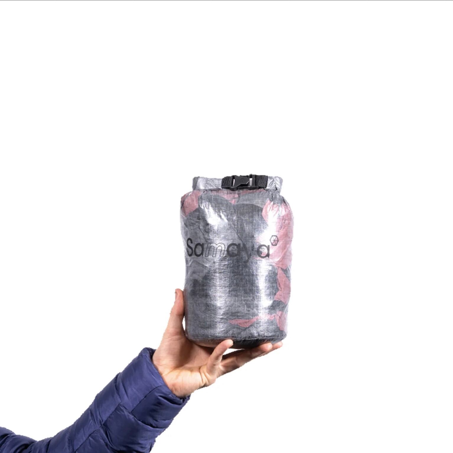 1〜2人用のサイズとしては軽量、コンパクト