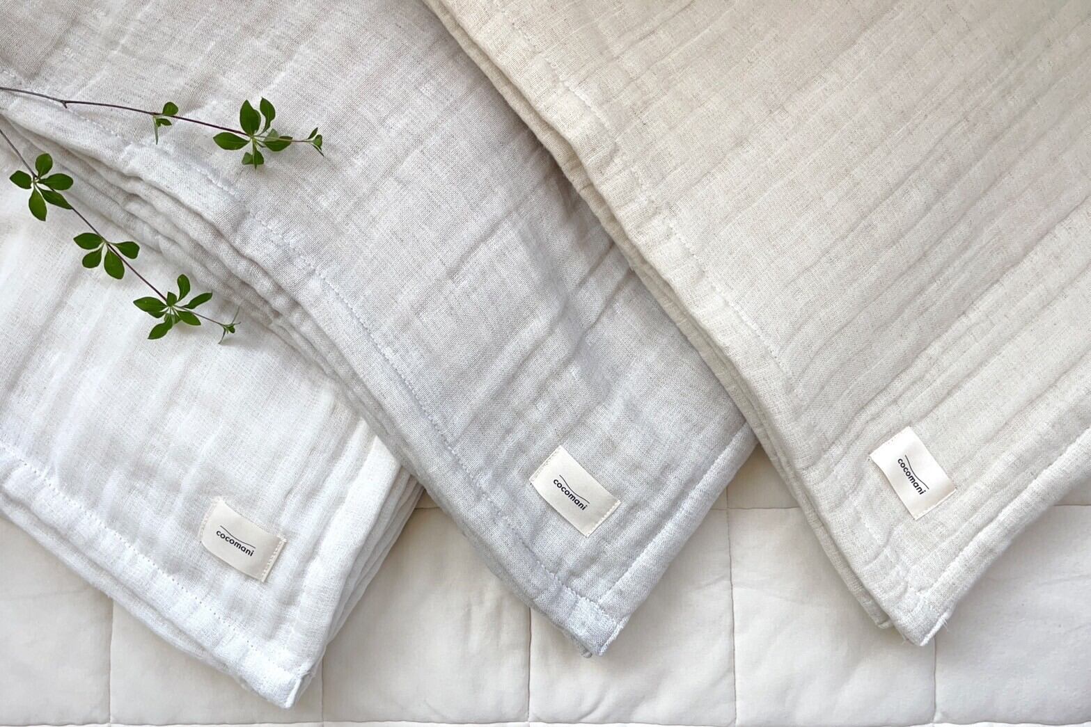 左から ナチュラルホワイト / グレー / きなり