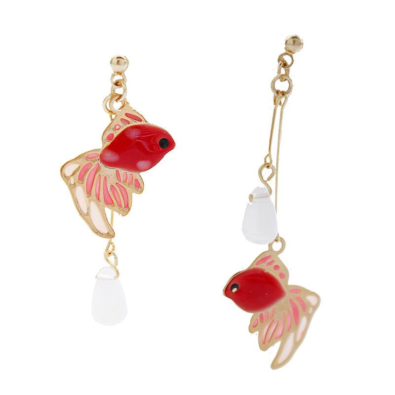 新作即納】金魚ピアスとイヤリング2タイプ 夏ピアス アシンメトリー