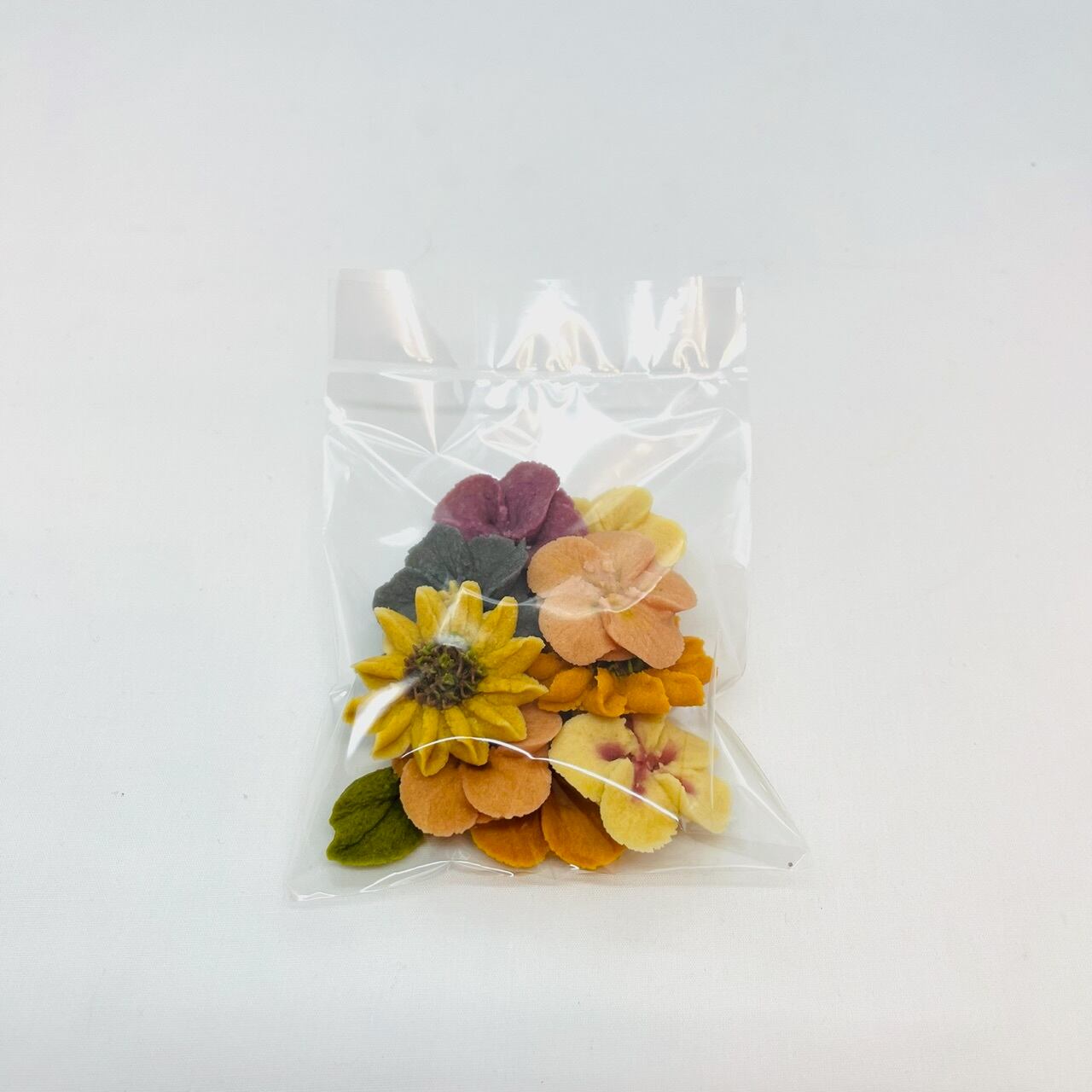 1袋たっぷり30g入って、900円とかなりお買い得！