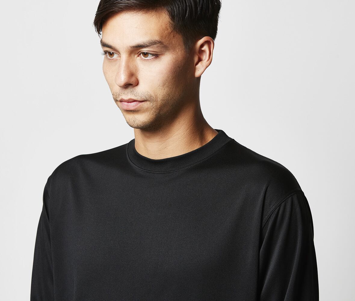 首リブは丈夫なダブルステッチ仕様