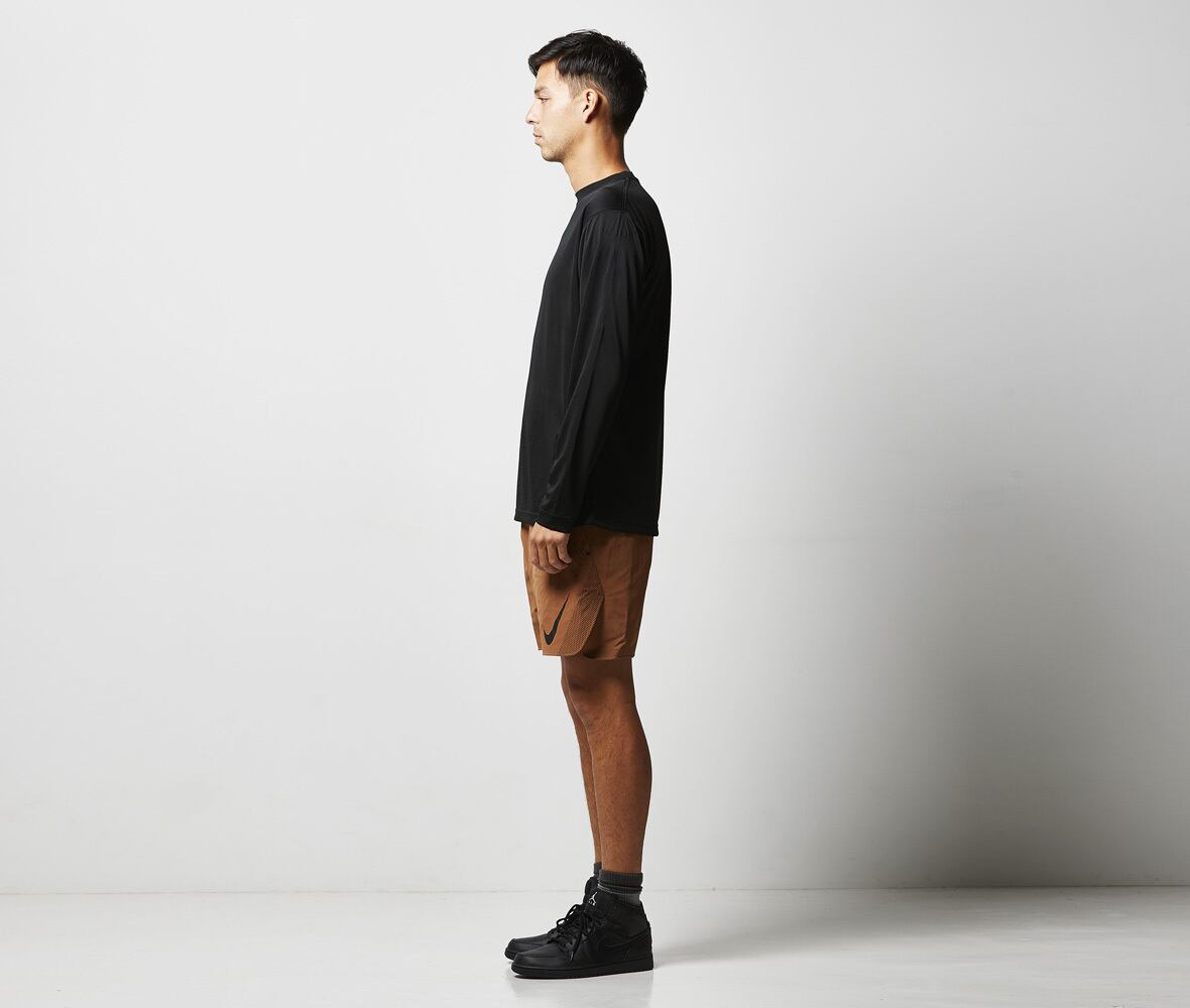 身長182cm Lサイズ ブラック 着用