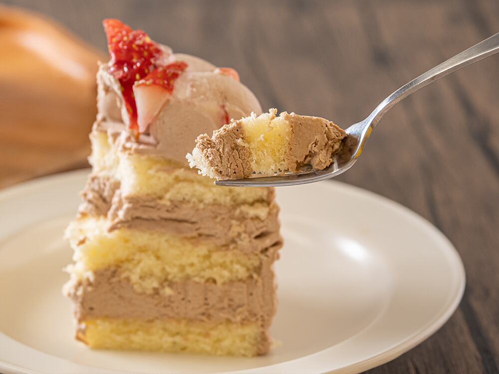 中にも生チョコクリームふんだんです