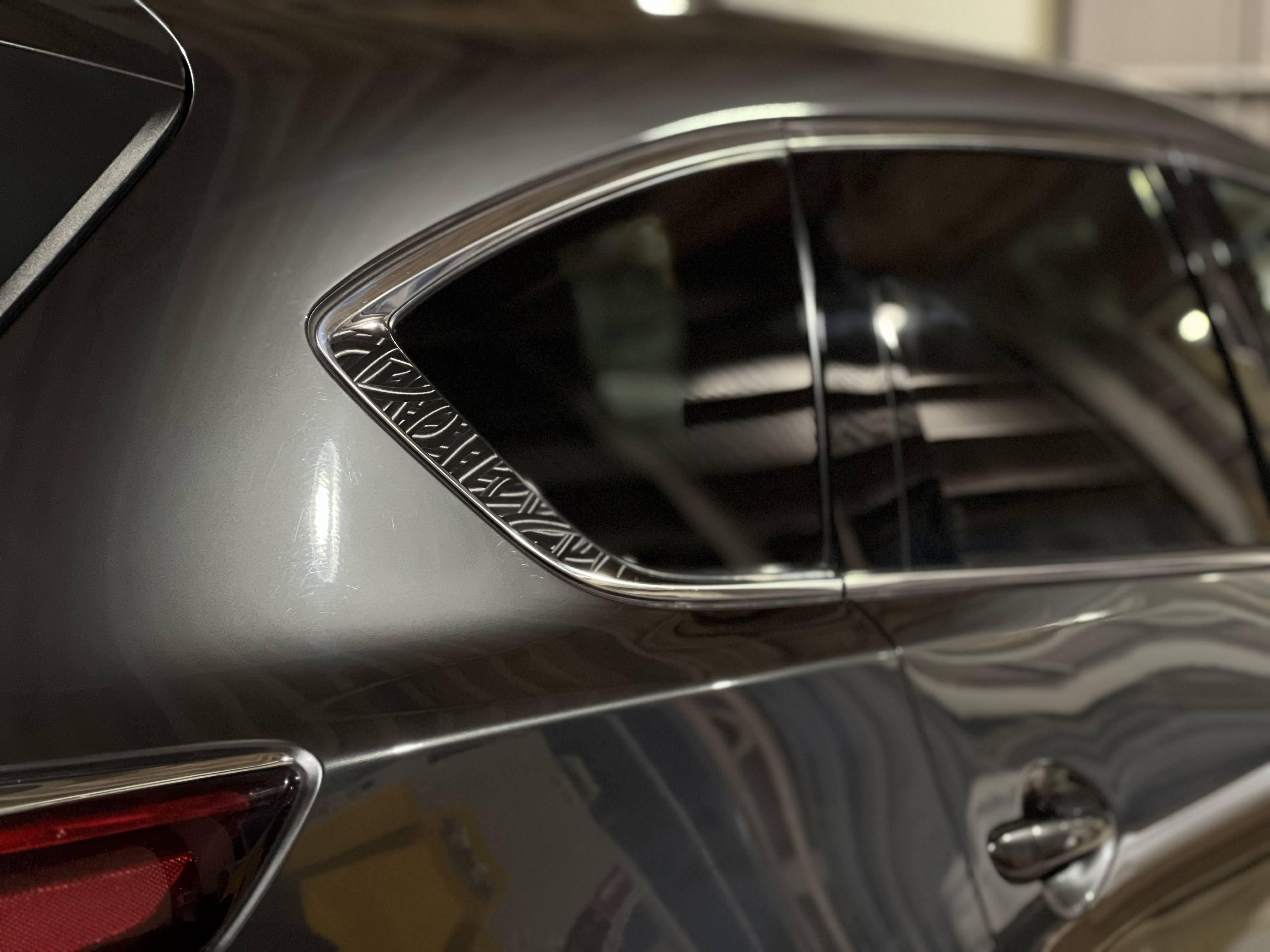 ローハン　グラインダータトゥーブラック