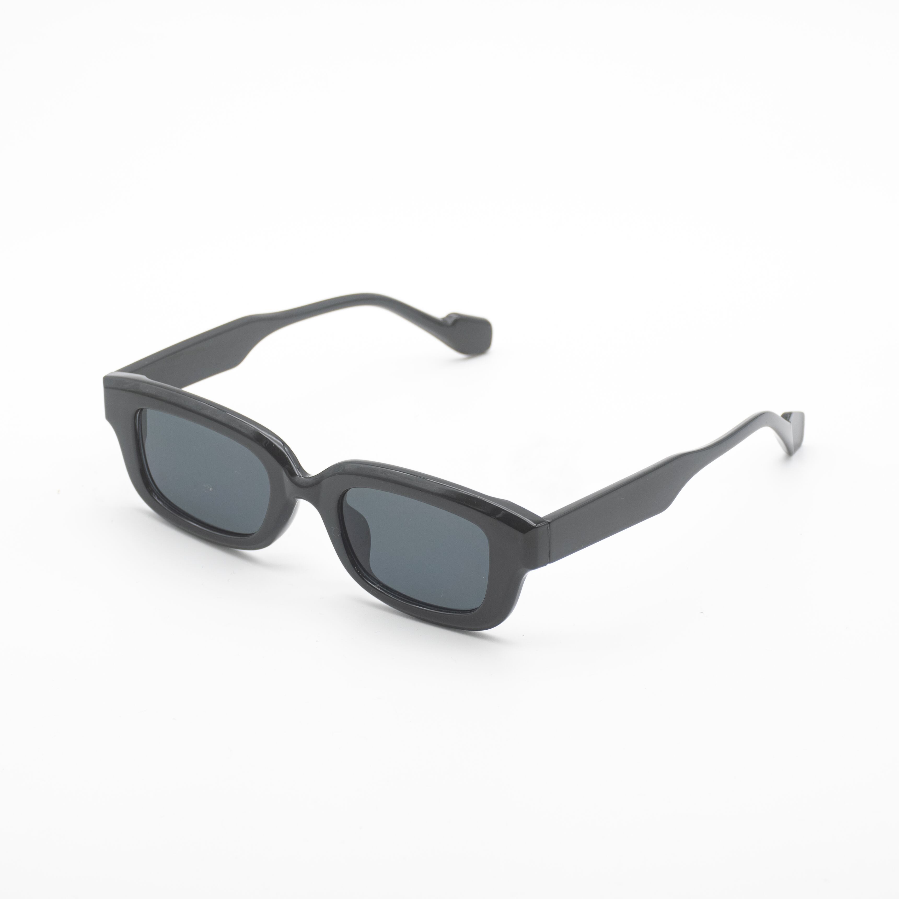 ブラック×ブラックレンズ