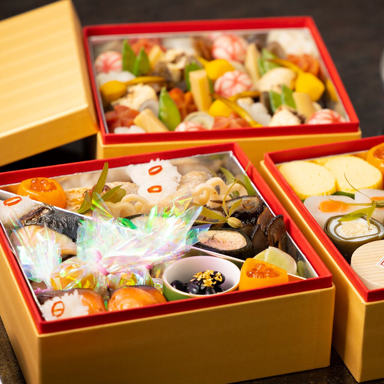 祝い膳とともに 新たな年を寿ぎます