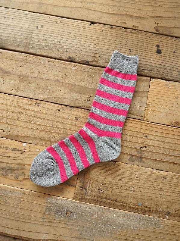 グレー×ピンク