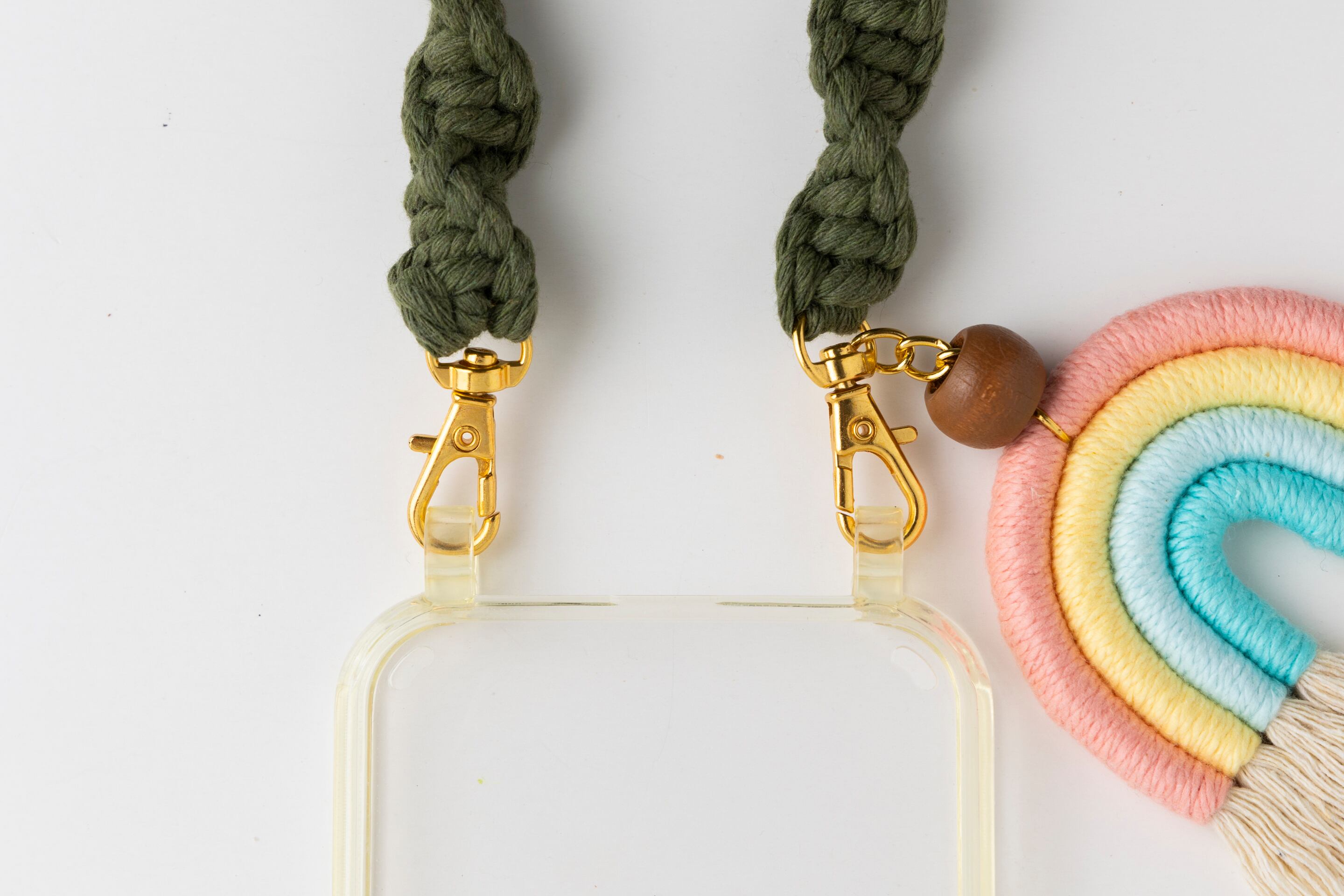 もちろんホール付きケースにも！