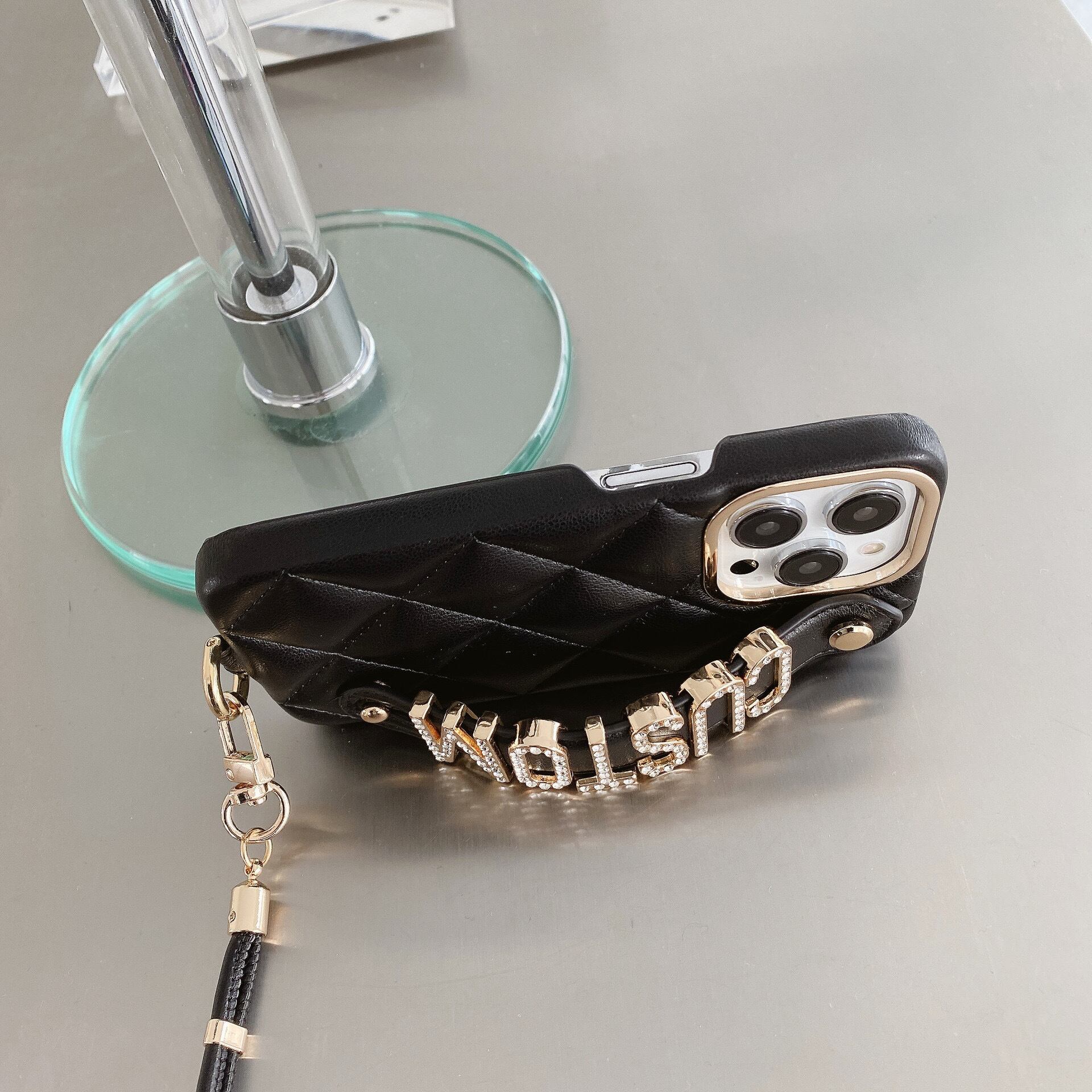 横置きの時も大活躍！