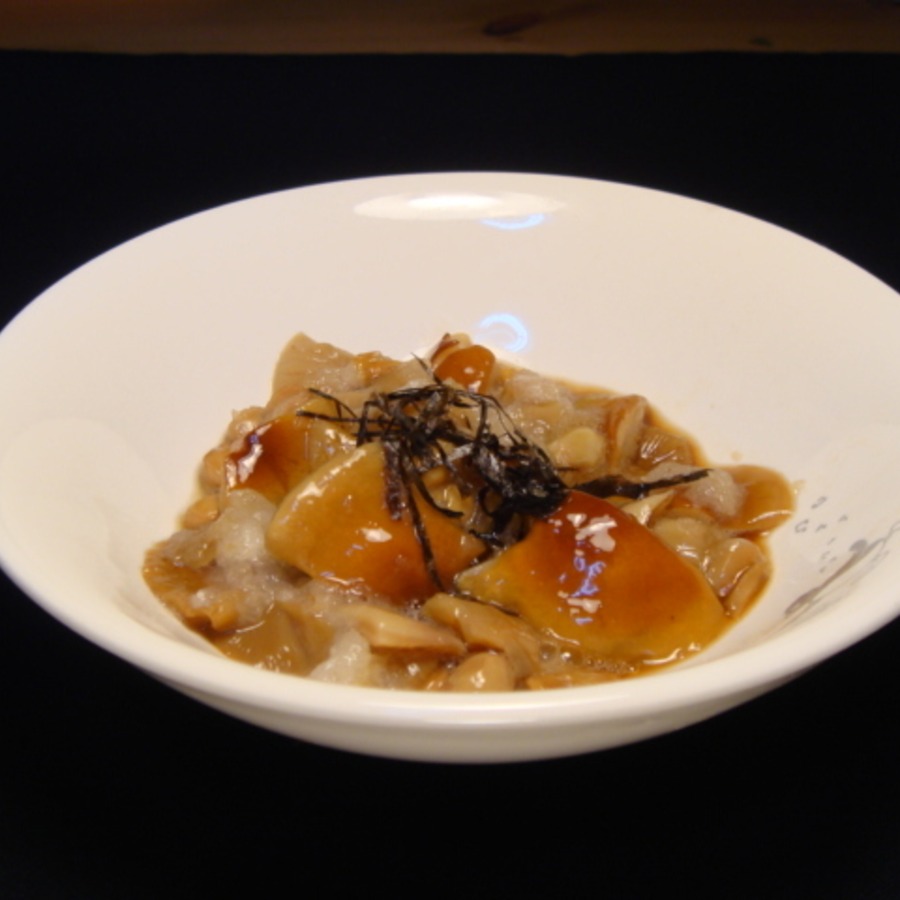 なめこと納豆添えの大根おろし
