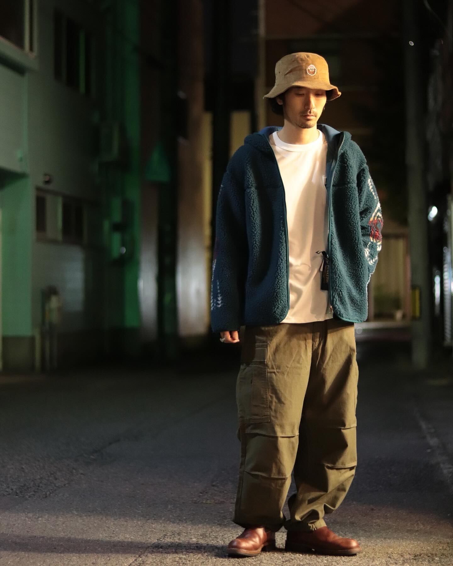 177cm 60kg Mサイズ着用