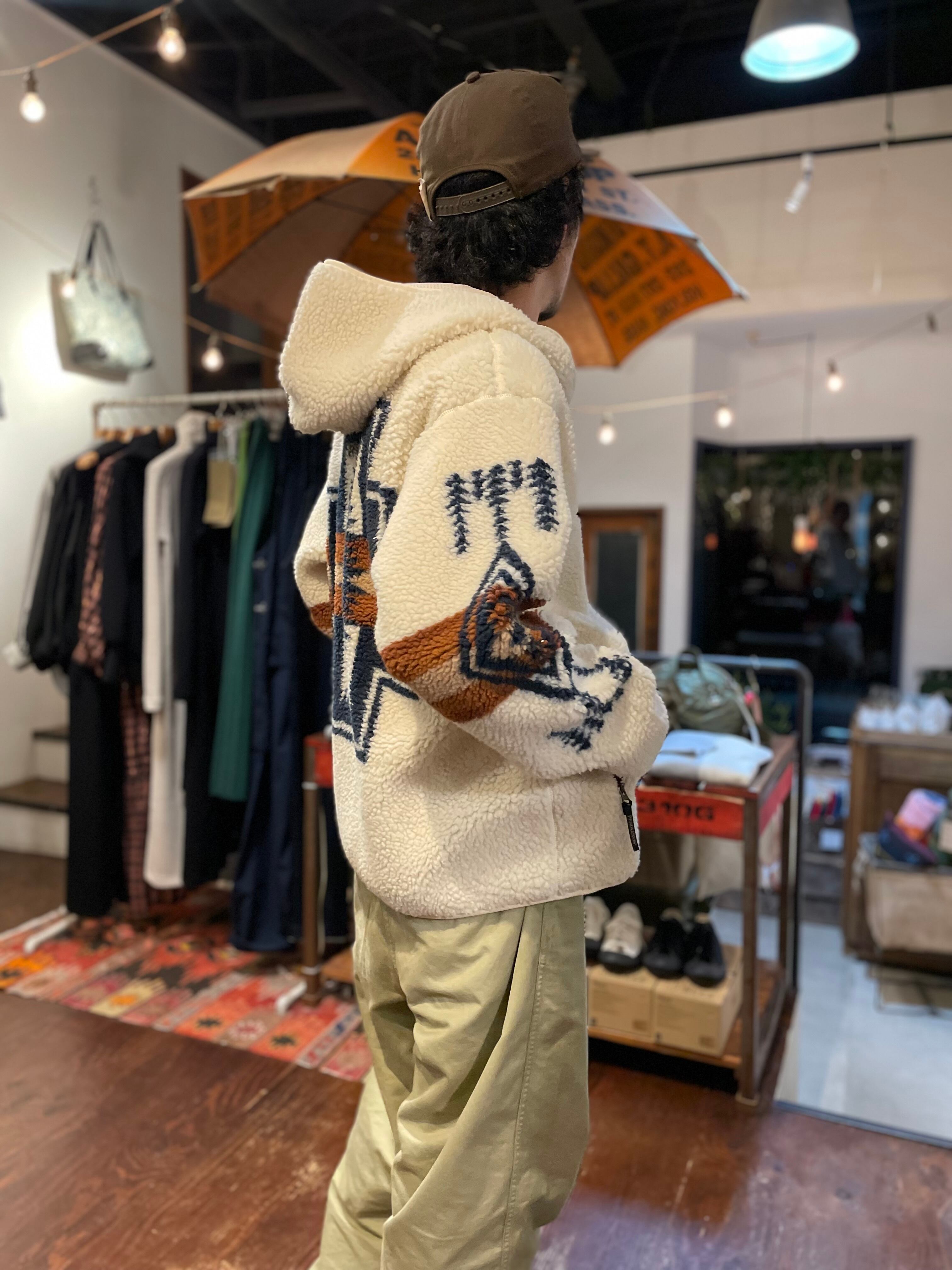 177cm 60kg Mサイズ着用