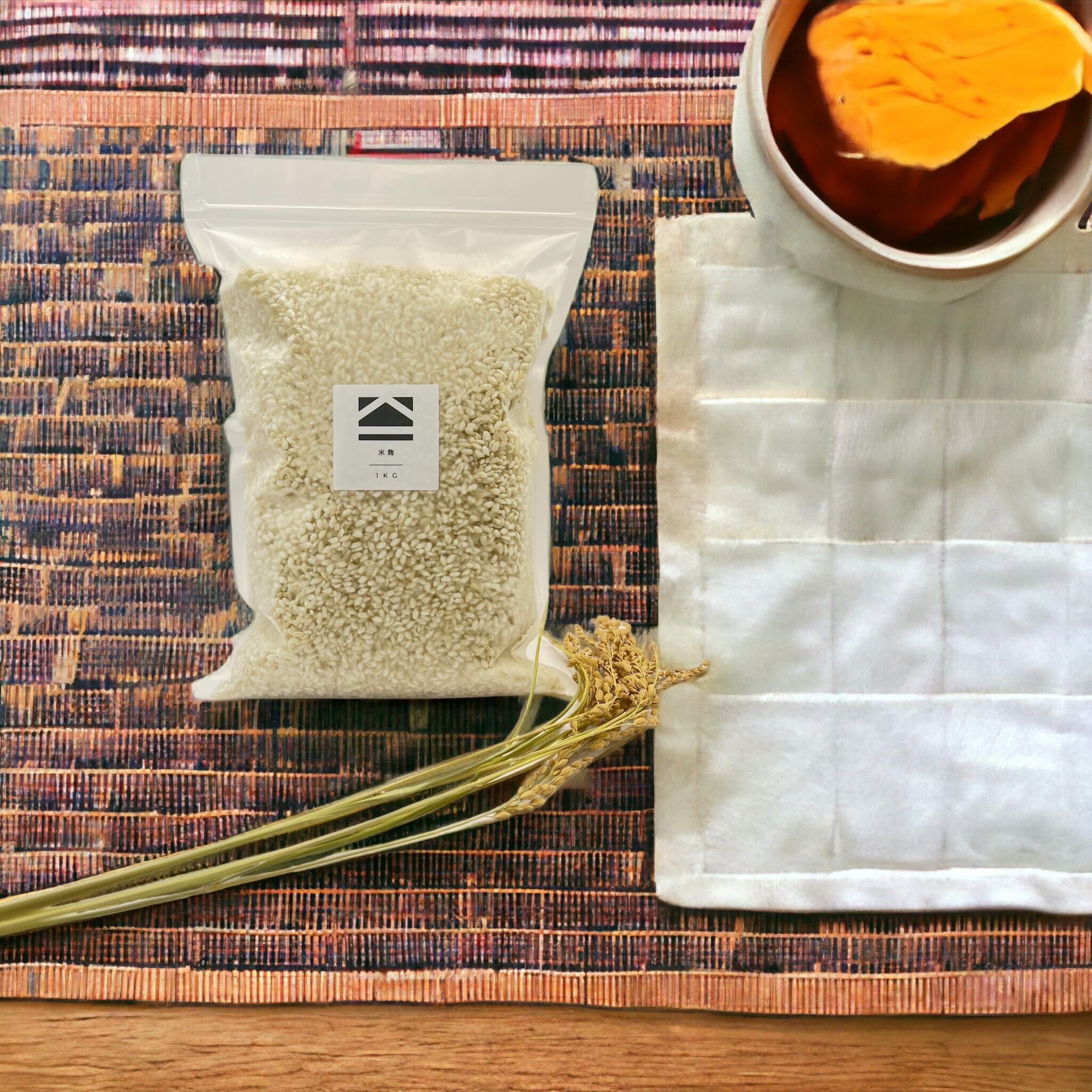 麹たっぷりの甘めの味噌に