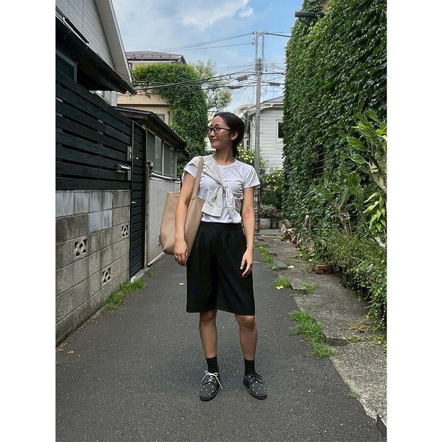 square-LLOXFORD / BLACK & WHITE | Offen