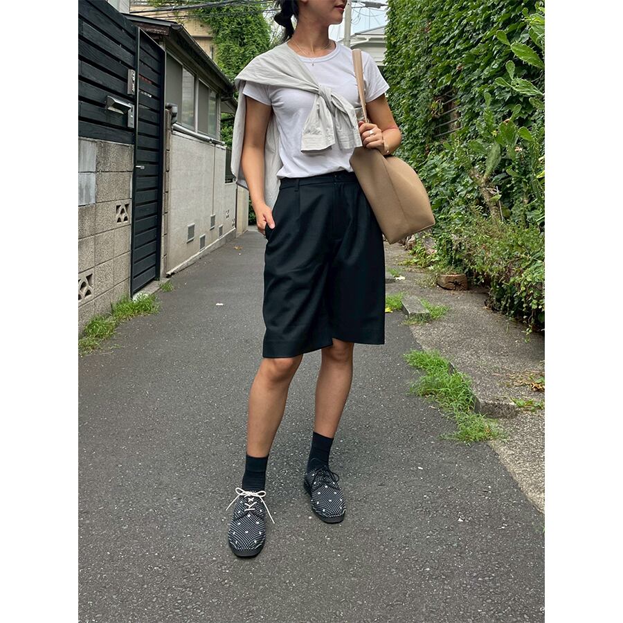 square-LLOXFORD / BLACK & WHITE | Offen