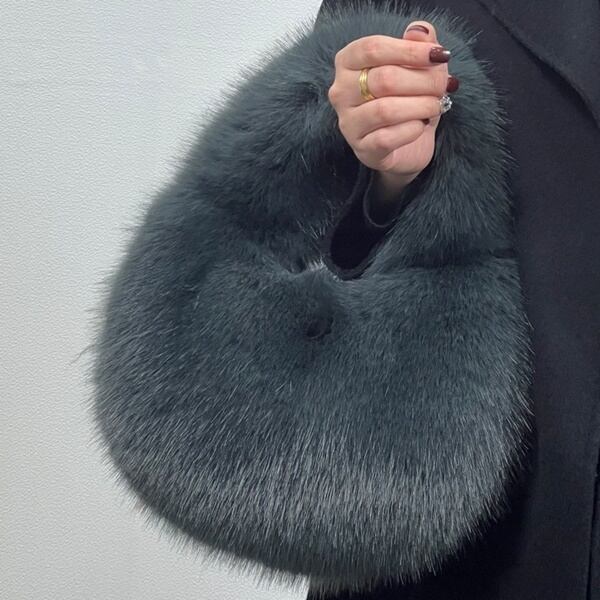 ライトブラック