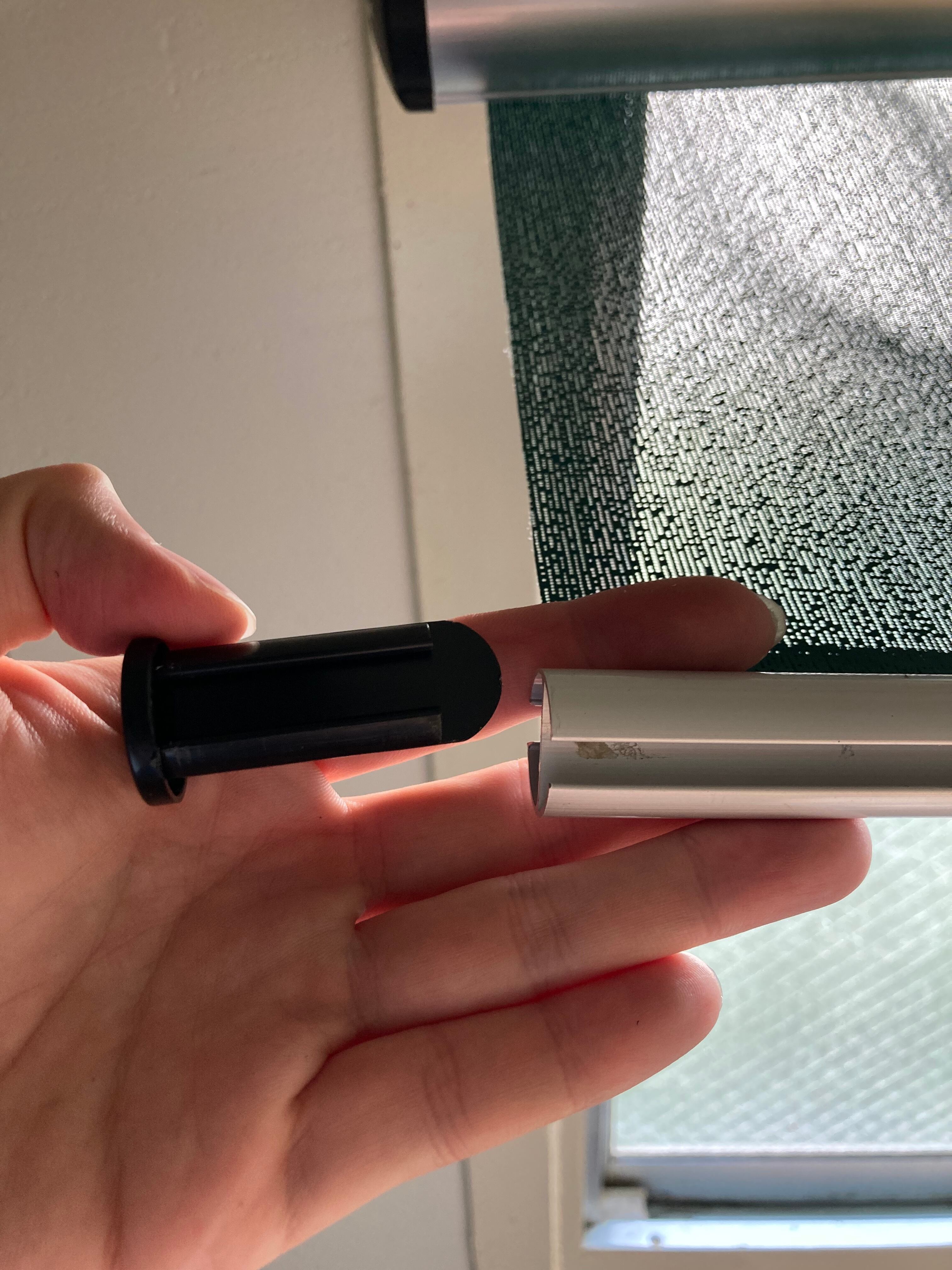 ②ストッパーを外した状態がこちらです。外したストッパーは、失くさないように置いておいてください。