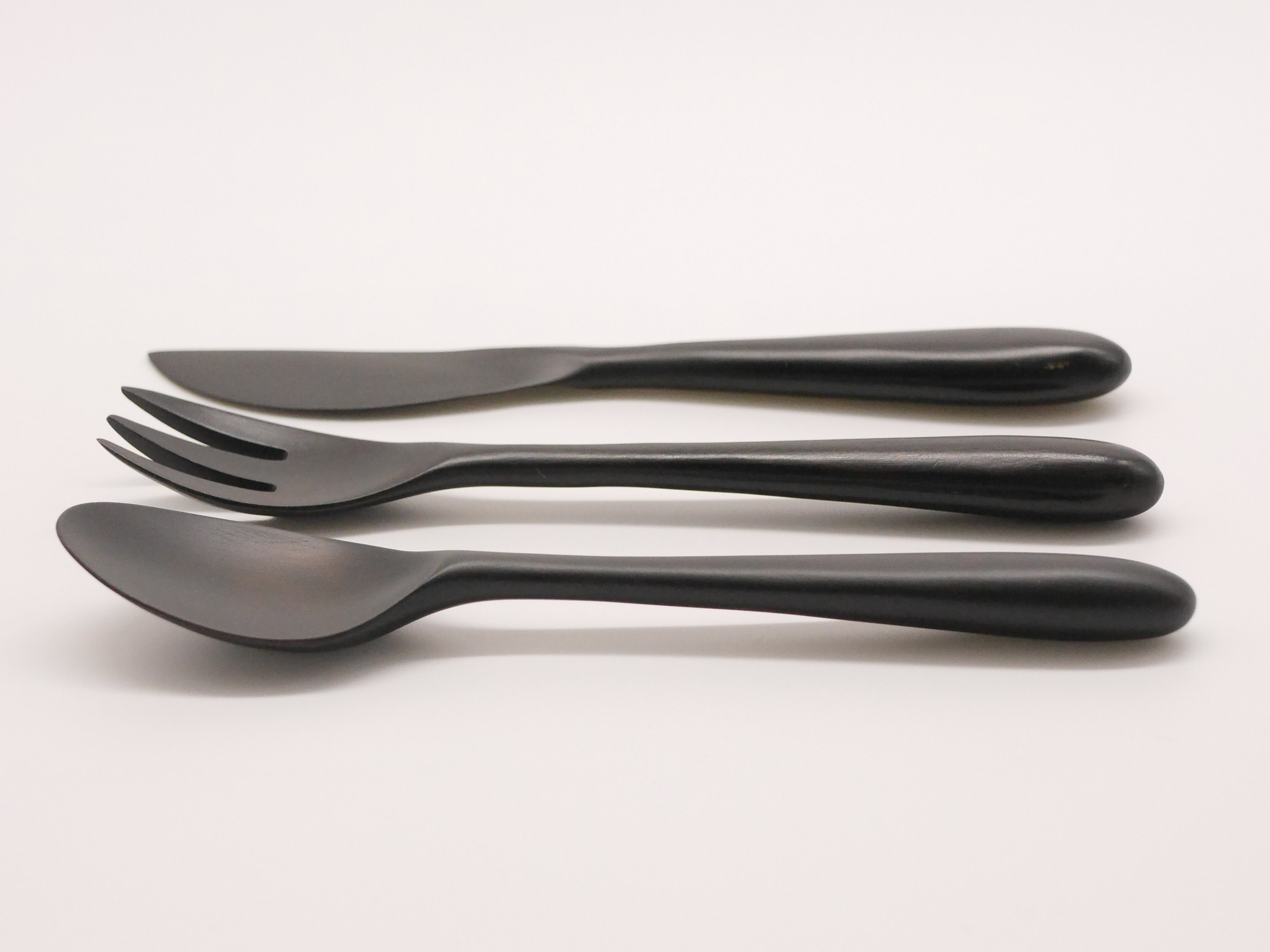 持ち手の肌触りがよく疲れません