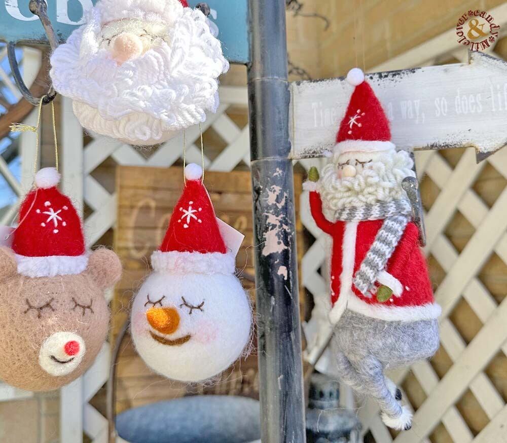 羊毛フェルト　クリスマス　ペキニーズ　オブジェ　クリスマスオーナメント 羊毛フェルト クリスマス ペキニーズ オブジェ クリスマスオーナメント