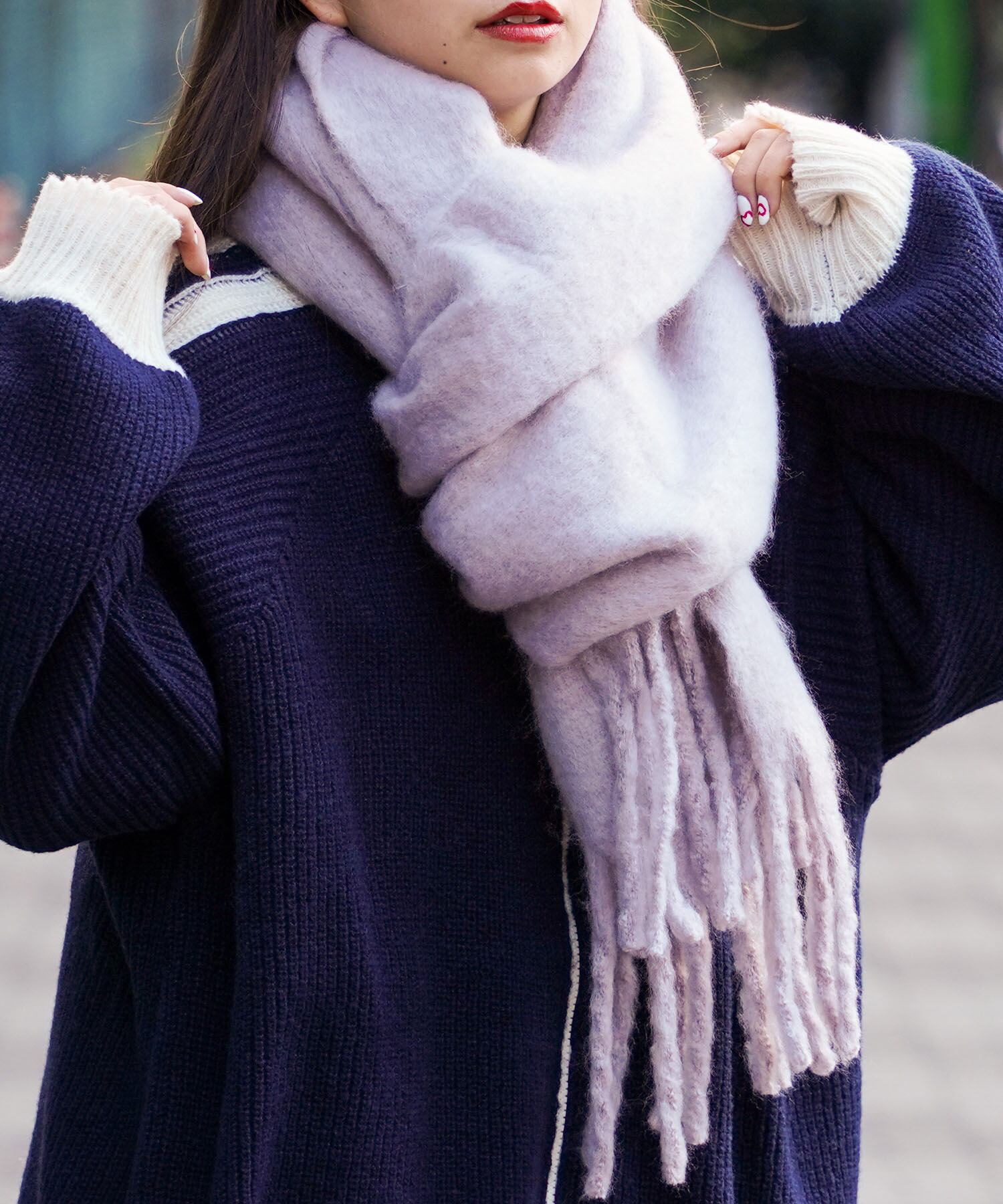 クリームグレー