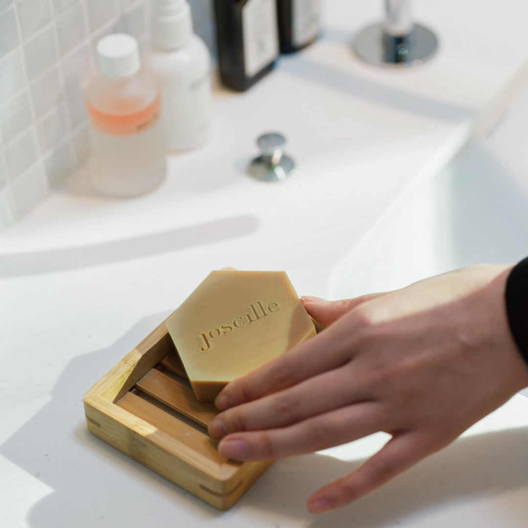 SECRET HONEY SOAP / 蜂蜜石鹸 | joscille