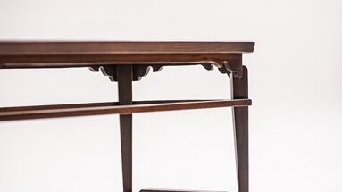 【角のないデザイン】伝統的な組み立て技法で角がなく作られているため、小さなお子様にも安全です。