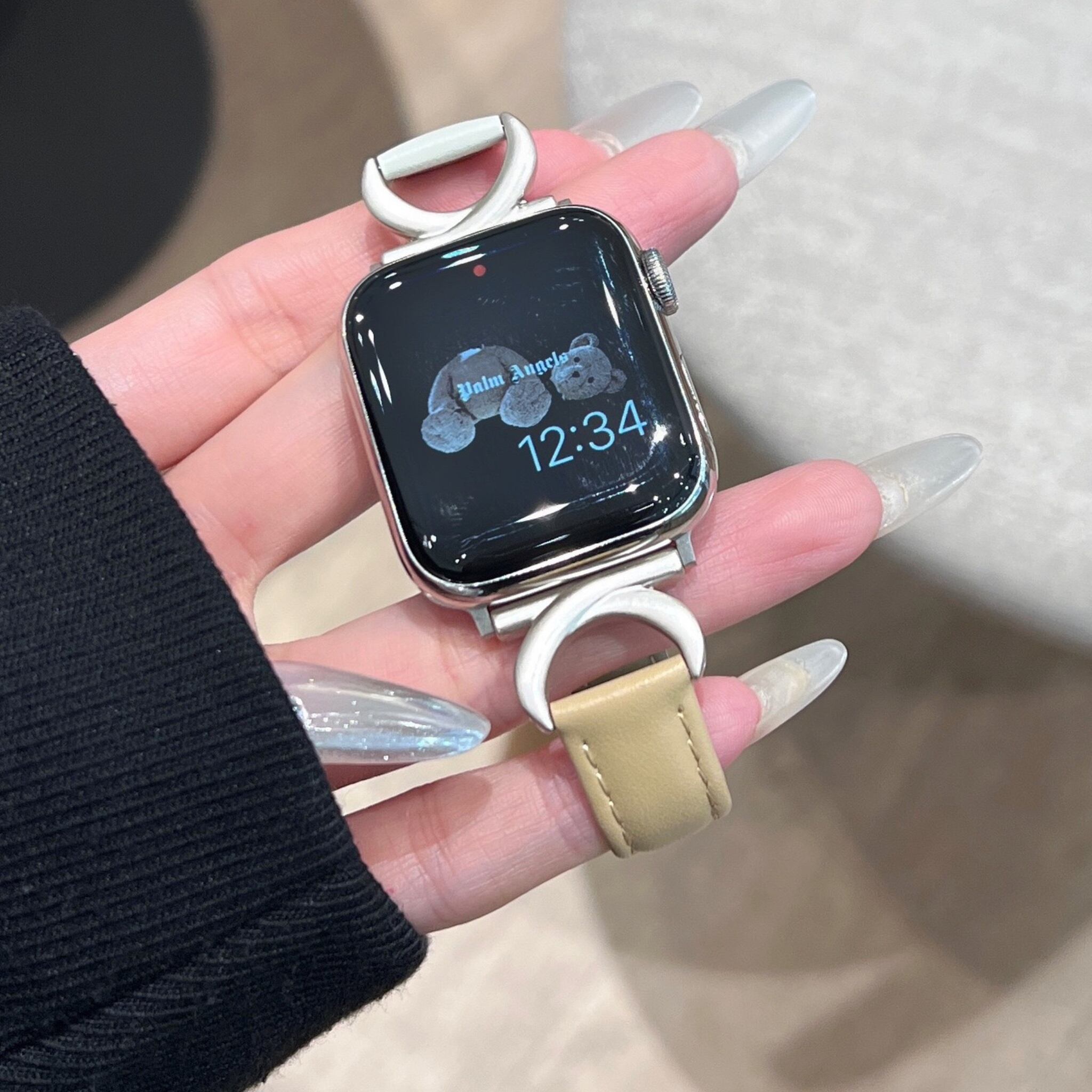 #1：ホワイト×ベージュ