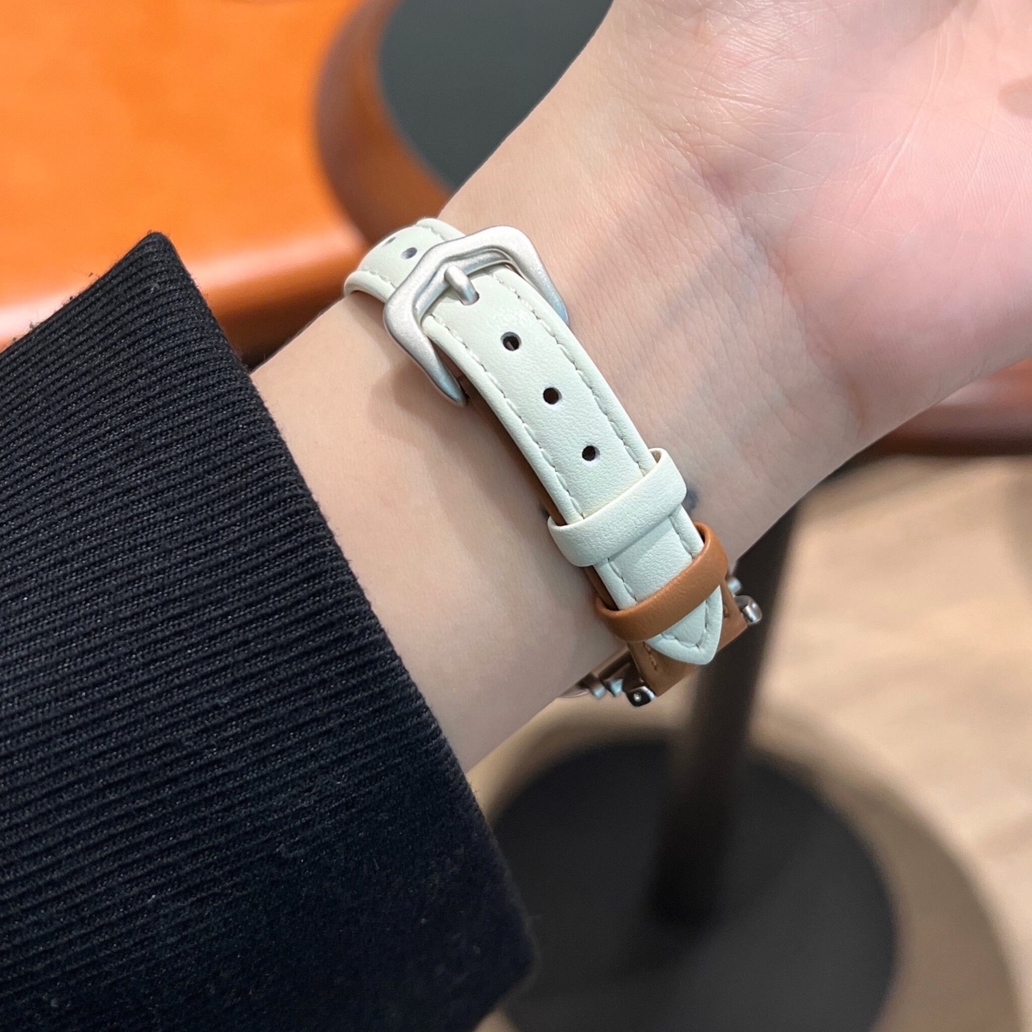 #2：ブラウン×ホワイト