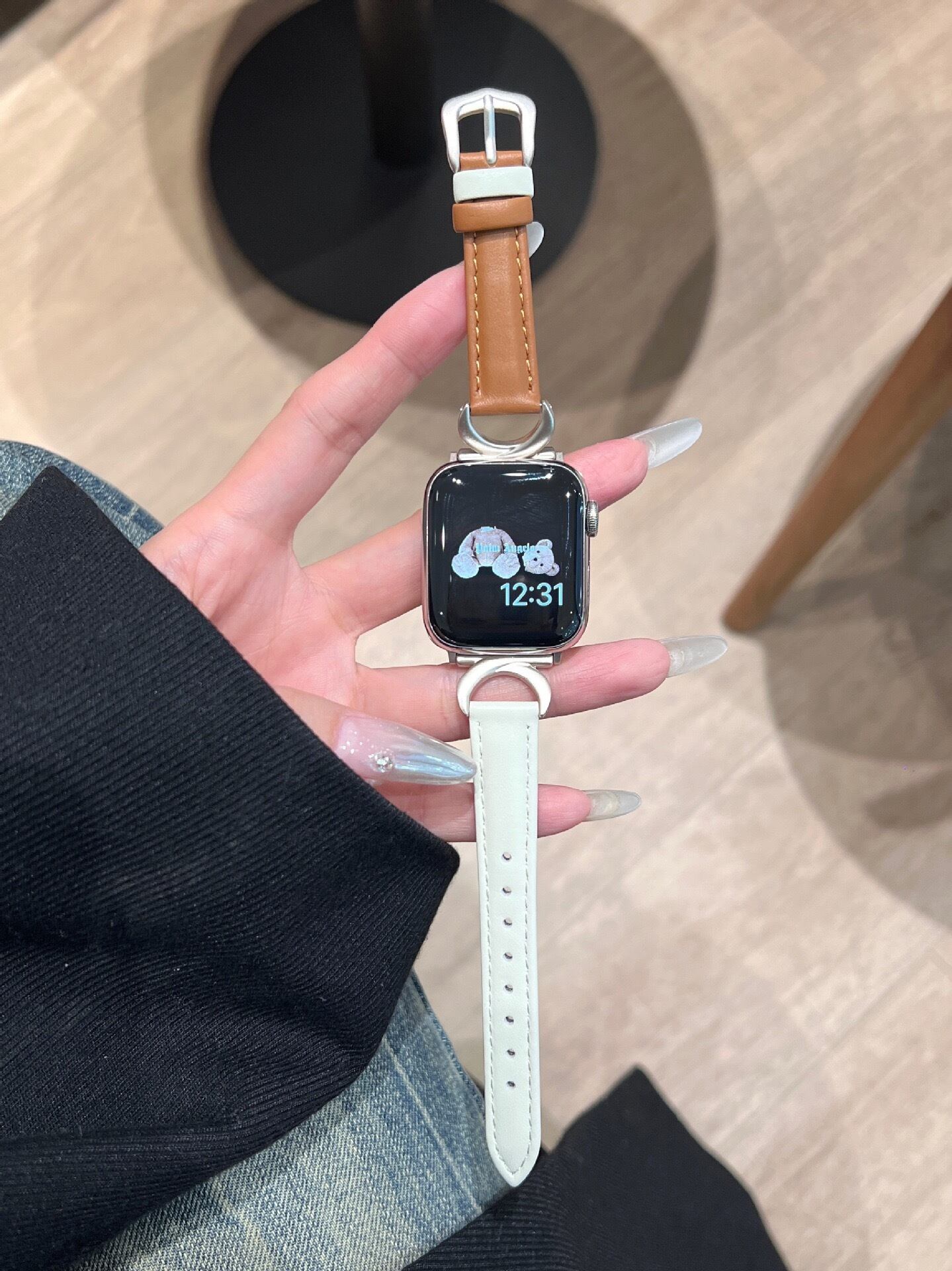 #2：ブラウン×ホワイト