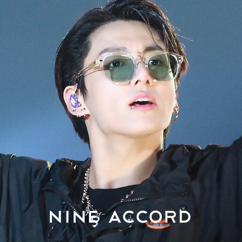 ☆BTS ジン / テテ / ジミン / グク 着用!!【NINE ACCORD ☆BTS ジン / テテ / ジミン / グク 着用!!【NINE ACCORD
